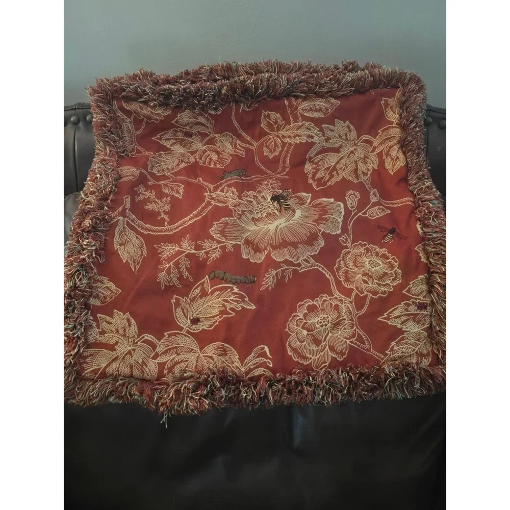 Handcrafted 20 inch square throw pillow pair‎